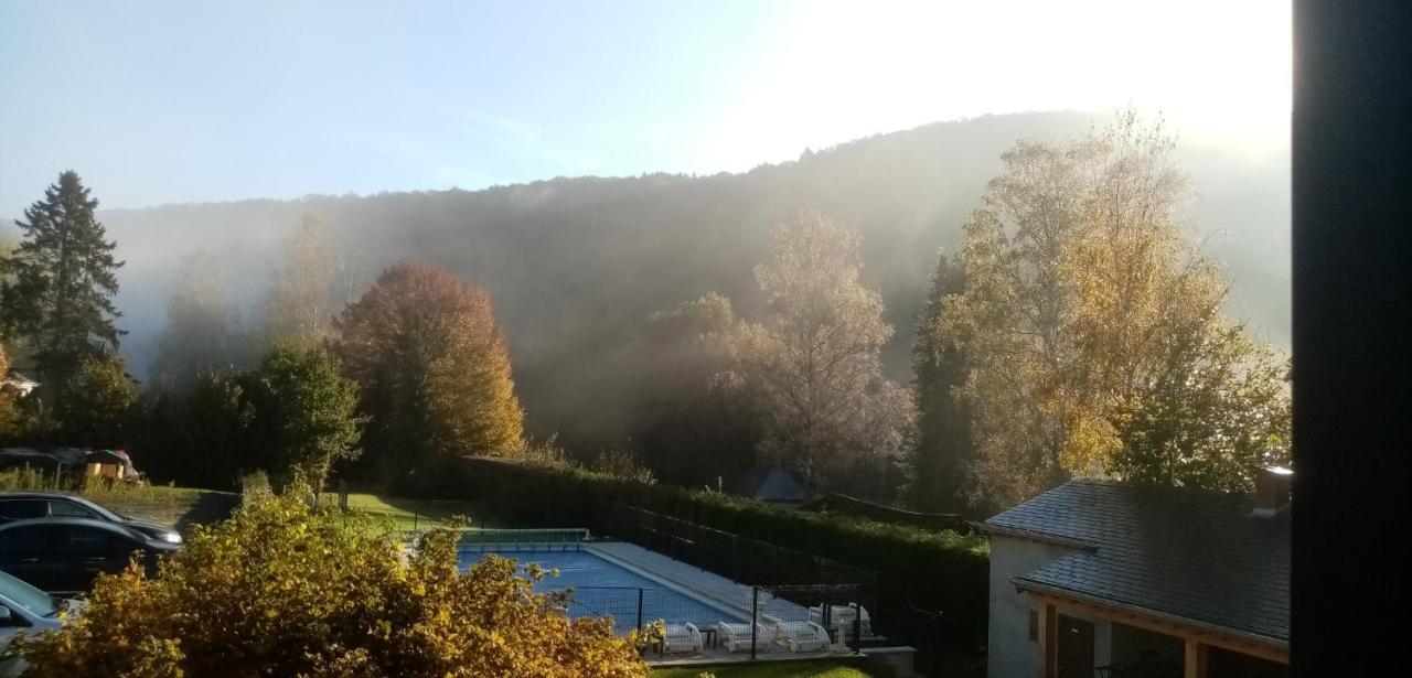 Auberge Le Vieux Moulin Poupehan Exterior foto